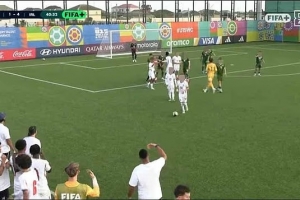 邮报：英格兰U15比赛中1-4落后，球员被种族歧视后全队离场不踢