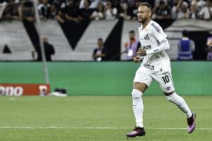 内马尔：我热爱踢球但不看电视上的比赛 退役后打算先休息一年